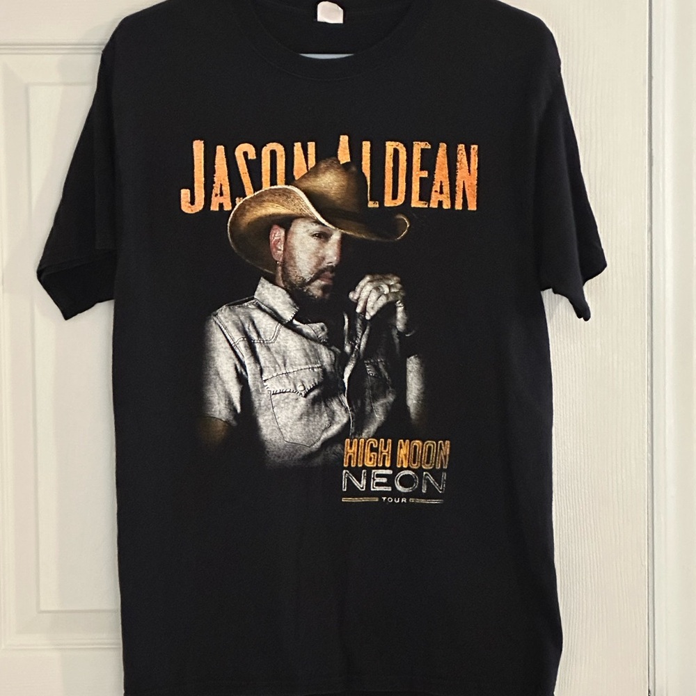 Jason Aldean tour T shirt Size M